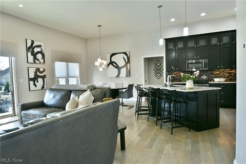 Tiny photo for 4885 Treeline Trail, New Middletown, OH 44442 (MLS # 5188528)