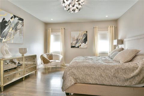 Tiny photo for 4885 Treeline Trail, New Middletown, OH 44442 (MLS # 5188528)