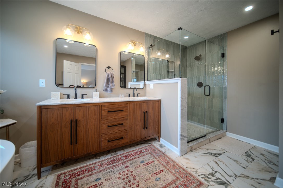 Lakes Aurora - Residential