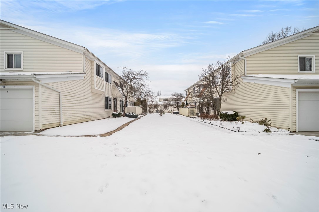 5434 Cascade Court #57B, Willoughby, Ohio image 36