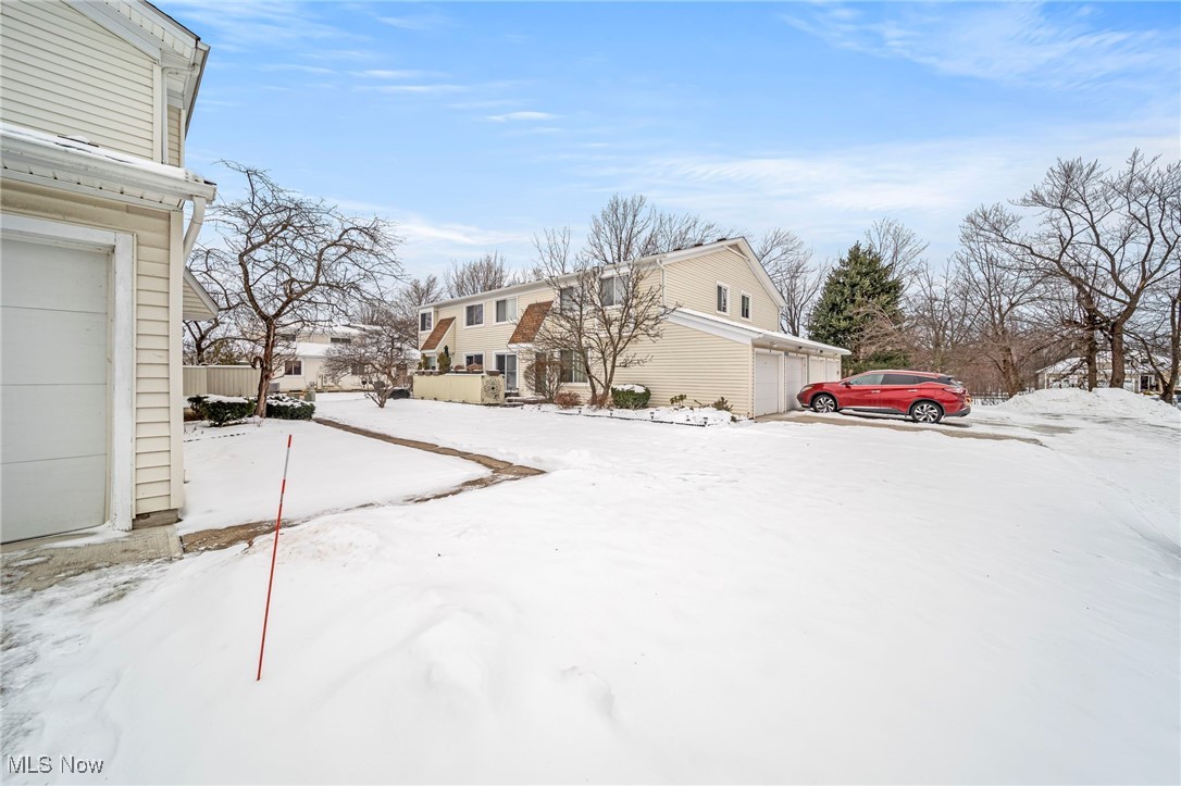 5434 Cascade Court #57B, Willoughby, Ohio image 37