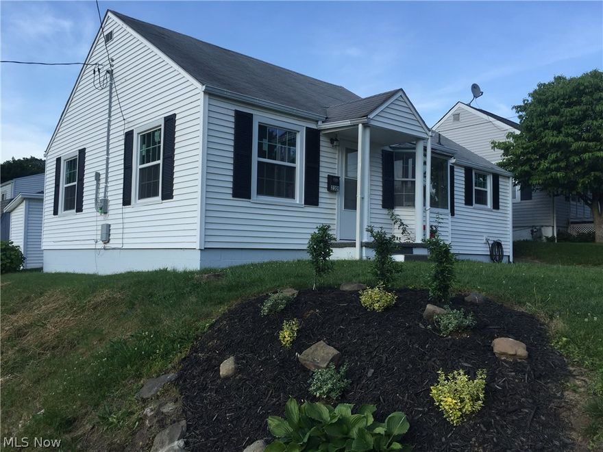 Cute 3 bedroom/1 bath ranch located on a corner lot. Low maintenance and ready to move into. Owner will apply $2,500 toward new roof or closing costs & closing. Newly remodeled with new 100 amp, new windows & doors, new HVAC, new kitchen and bath tile.