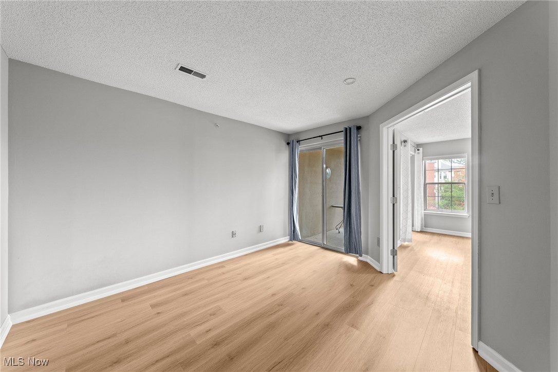 Fox Hollow/Woodhawk Condo Ph 03 - Residential