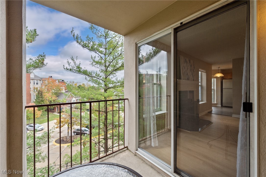 Fox Hollow/Woodhawk Condo Ph 03 - Residential