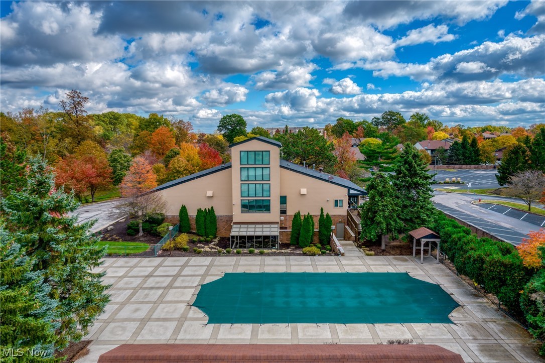 Fox Hollow/Woodhawk Condo Ph 03 - Residential