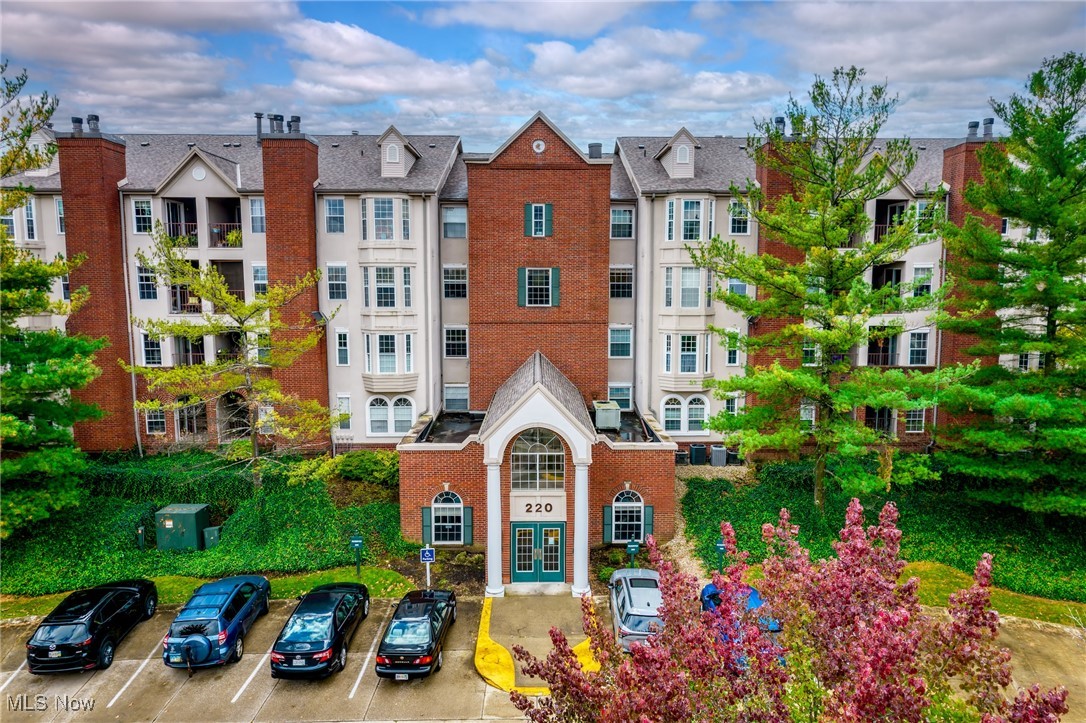 Fox Hollow/Woodhawk Condo Ph 03 - Residential