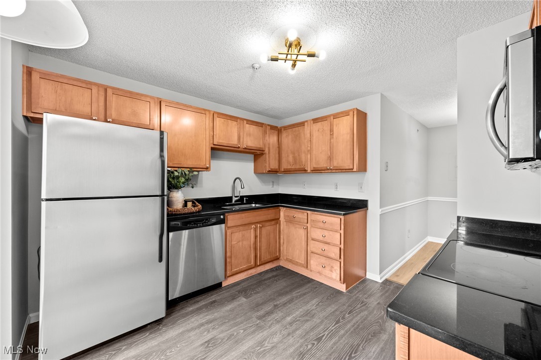 Fox Hollow/Woodhawk Condo Ph 03 - Residential