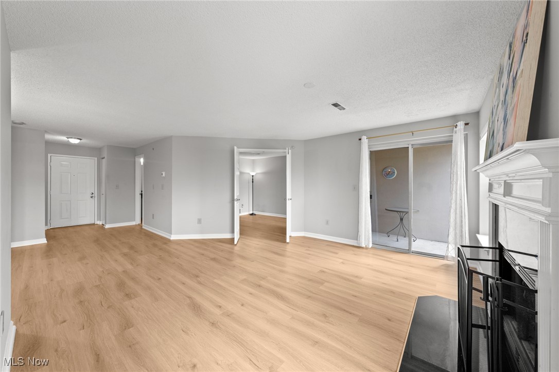 Fox Hollow/Woodhawk Condo Ph 03 - Residential