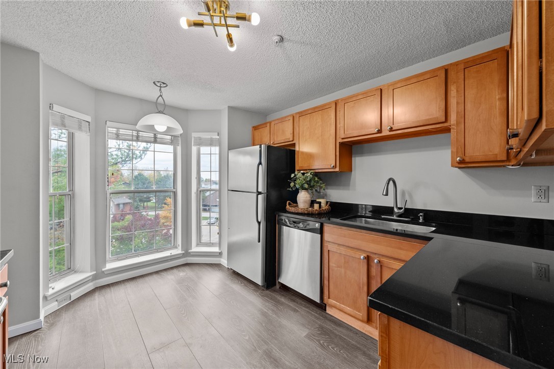 Fox Hollow/Woodhawk Condo Ph 03 - Residential