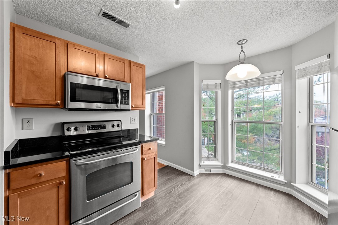 Fox Hollow/Woodhawk Condo Ph 03 - Residential