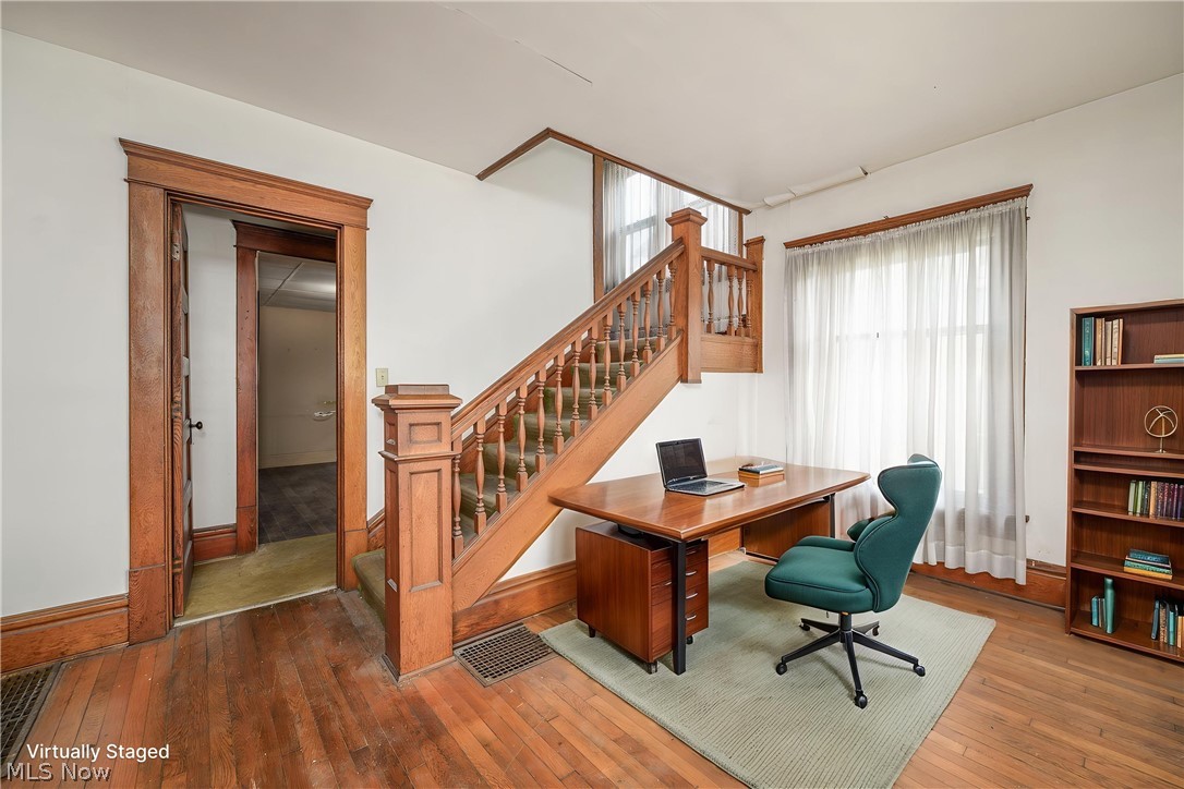 Lorenzo Hall - Residential