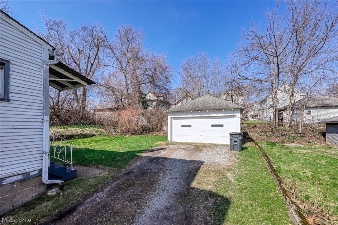 Lorenzo Hall - Residential