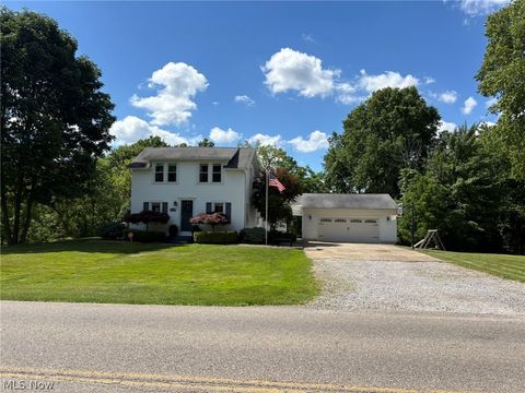 Homes For Sale - 9120 Howland Springs Road<br/> Trumbull County, Warren, OH 44484