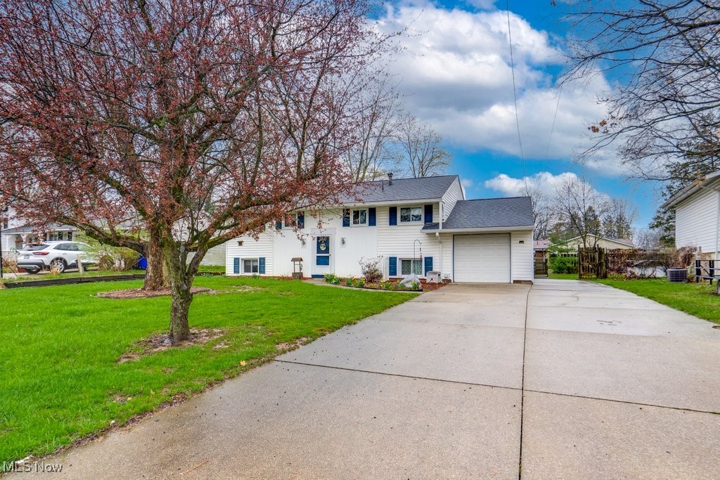 3889 Neville Drive, Kent, Ohio image 4