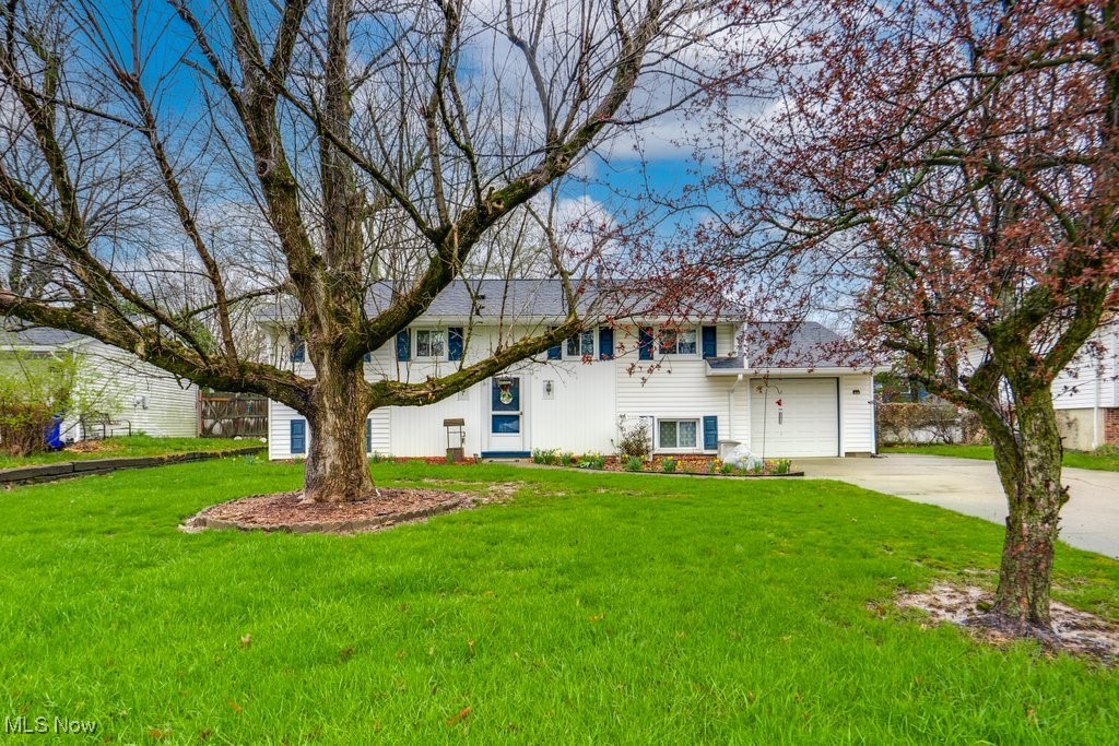 3889 Neville Drive, Kent, Ohio image 3