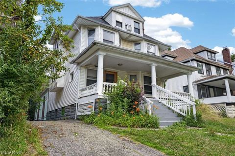 Homes For Sale - 1901 Wadena Street<br/> East Cleveland, OH 44112