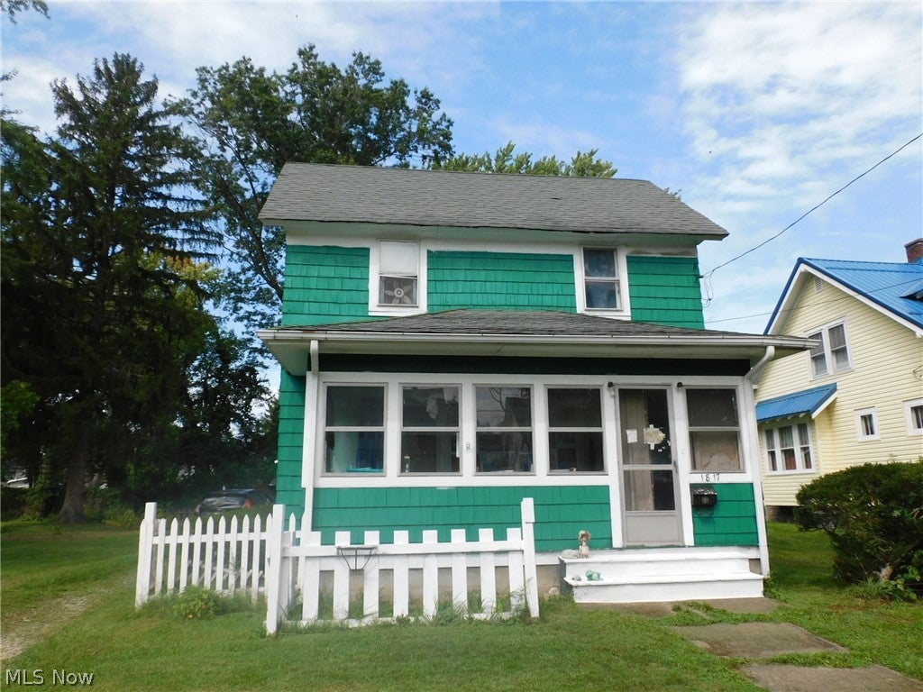 1817 W 4th Street