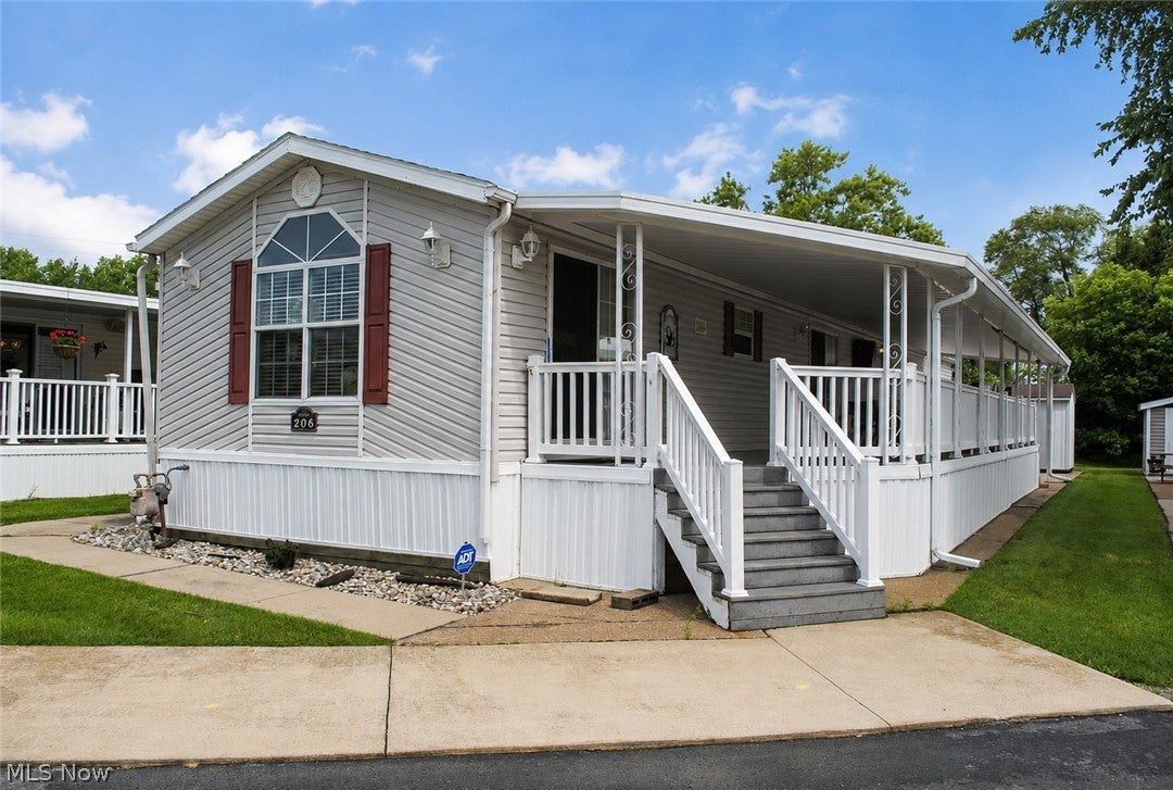 1763 NE Catawba Road 206