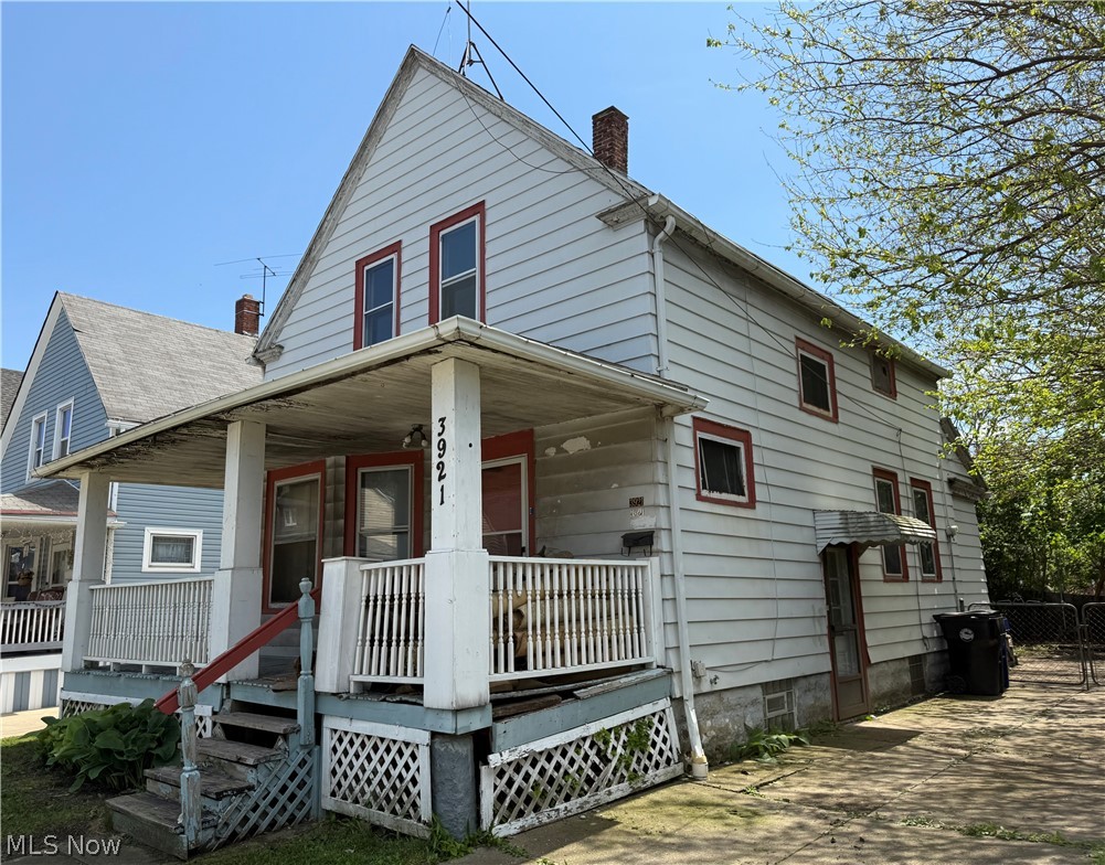 3921 Poe Avenue