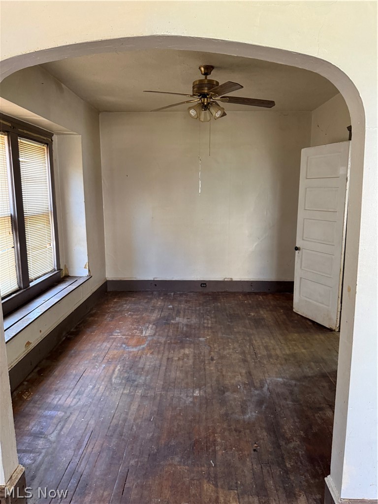 3921 Poe Avenue