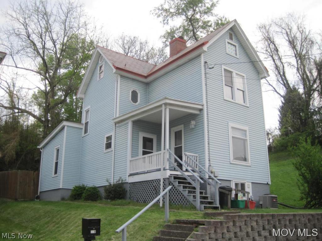Immaculate home in a convenient downtown location. Many updates including newer furnace and central air, vinyl siding, double pane windows. Brand new flooring in most of first level as well as new drywall, oak baseboard and trim and new doors. Updated kitchen with laundry area, first floor full bath and second floor half bath. Convenient first floor bedroom could be used as living room allowing living room to be formal dining room. Freshly painted throughout. Nice fenced backyard. Close to schools, shopping, restaurants and more. M680 KL Elem: Washington Elementary School Elem/Bus: Y JrHigh: Marietta Middle School School JrHigh/Bus: N High: Marietta High School High/Bus: Y Fire: CIT Police: CTY ;SQFT=Fin L1:812, Fin L2:476, Fin Bsmt:0, Fin Above:1288, Fin Total:1288, Unfin Above:500;PRKG= Off Street