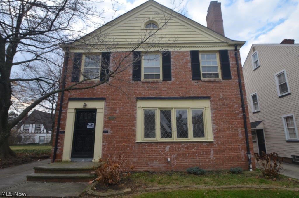 This multi-family home has six bedrooms and three baths. There is detached 2 car garage and an unfinished basement. Brick exterior. Lower unit has an enclosed sitting area and upper unit has a small balcony. Both units have spacious living rooms and dining rooms. Bedrooms have ample amount of space. Adorable kitchens that any cook will love. 15 minute ride to downtown. Located close by local restaurants and shopping and public city transportation.