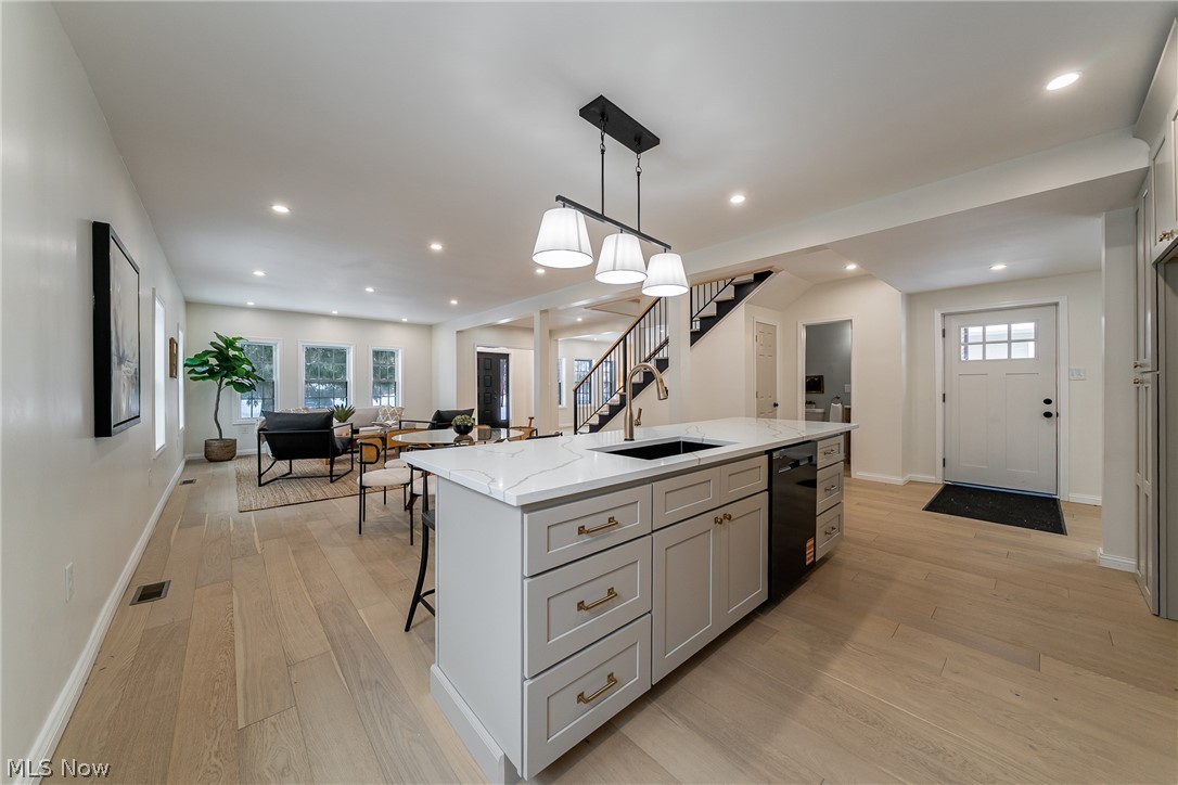 Heights Realty Cos Forest Hill - Residential