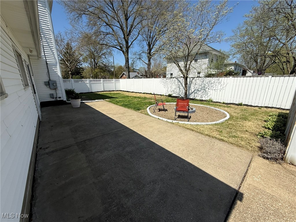1519 N Wooster Avenue, Dover, Ohio image 40