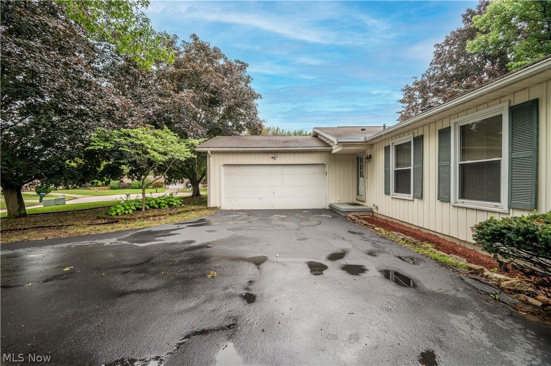 106 Stoney Creek Court