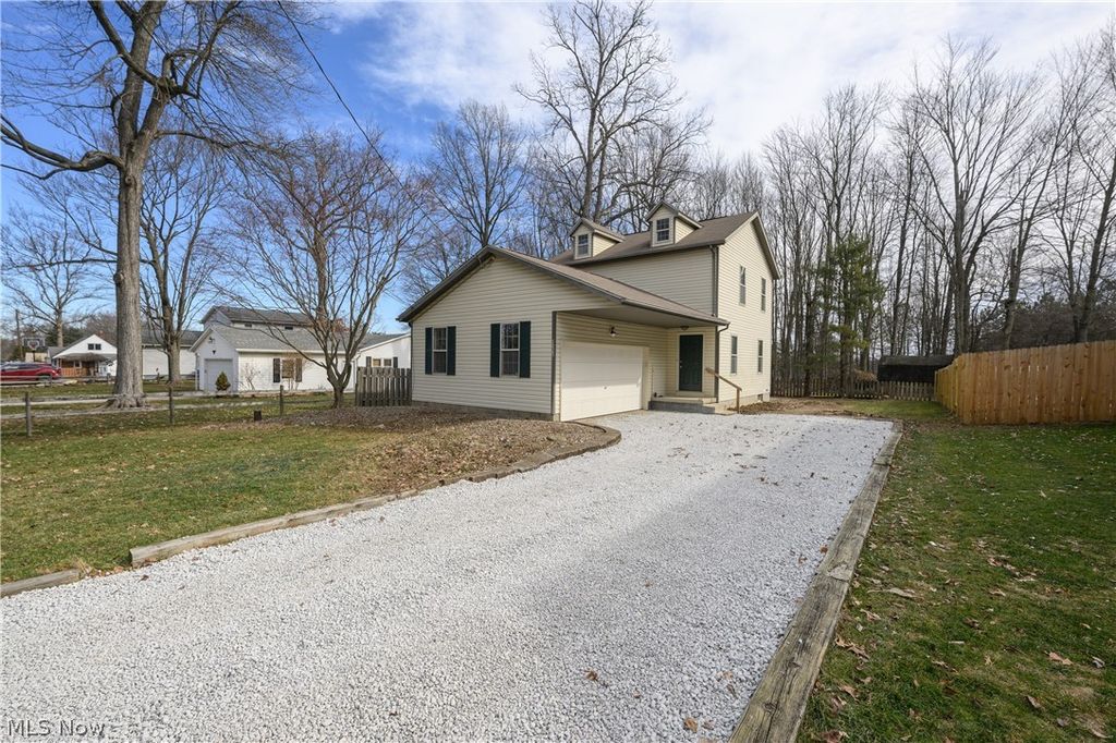 Photo of 3025 Lamb Drive, Coventry, OH 44319 (MLS # 5190402)