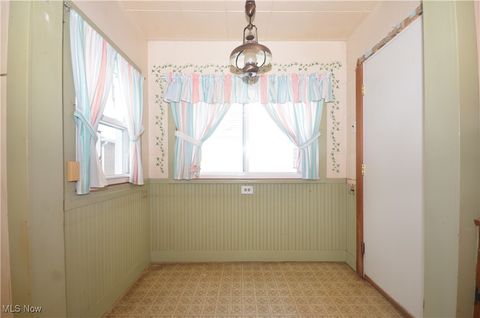 Tiny photo for 1826 Hillside Terrace, Akron, OH 44305 (MLS # 5178857)