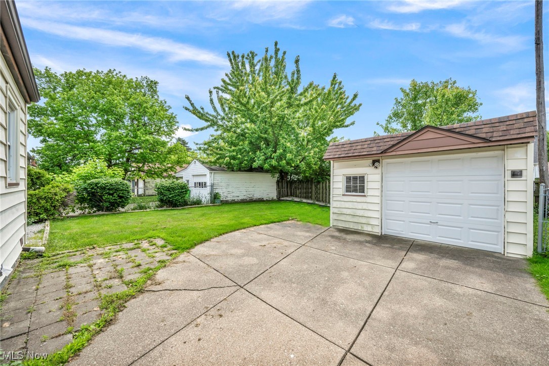 13616 Woodward Boulevard, Garfield Heights, Ohio image 3