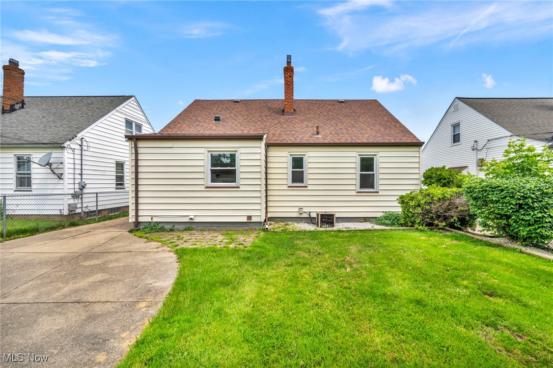 13616 Woodward Boulevard, Garfield Heights, Ohio image 4