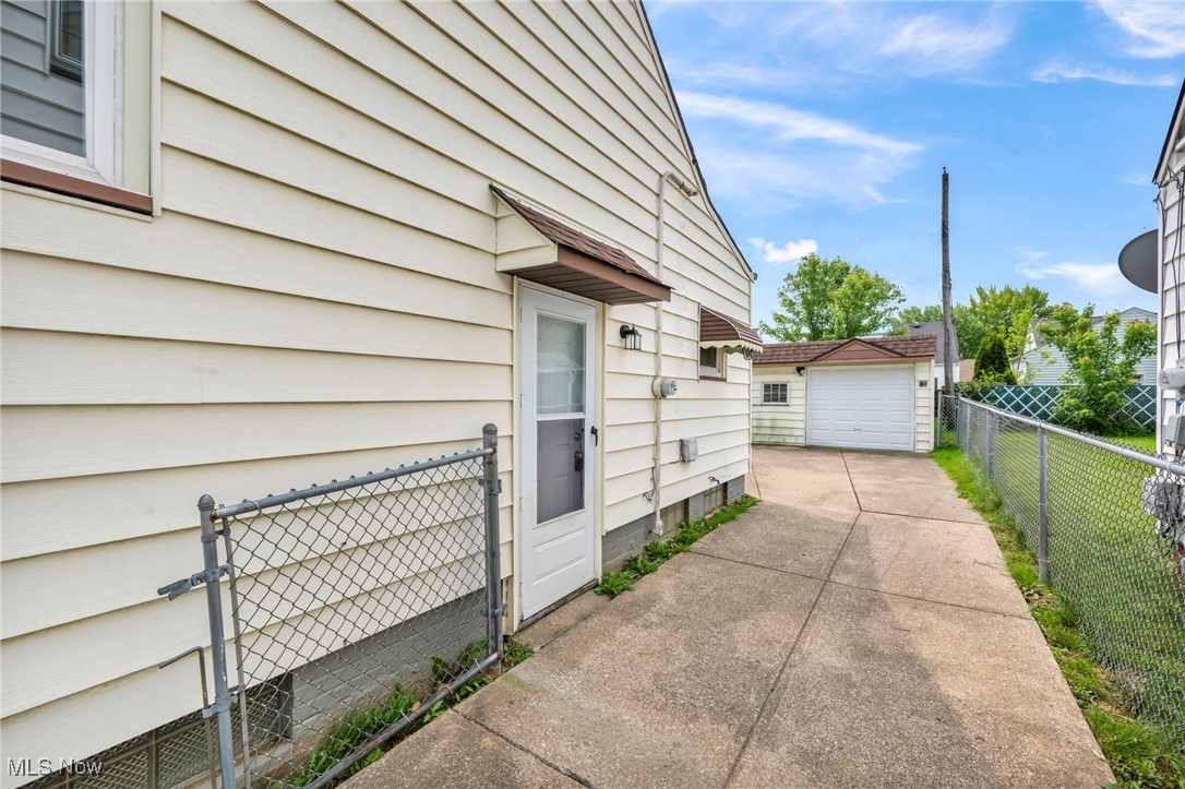 13616 Woodward Boulevard, Garfield Heights, Ohio image 2