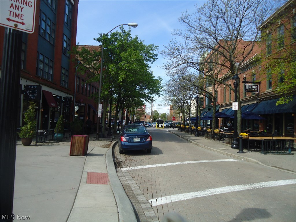 Fries & Schuele Condo - Residential