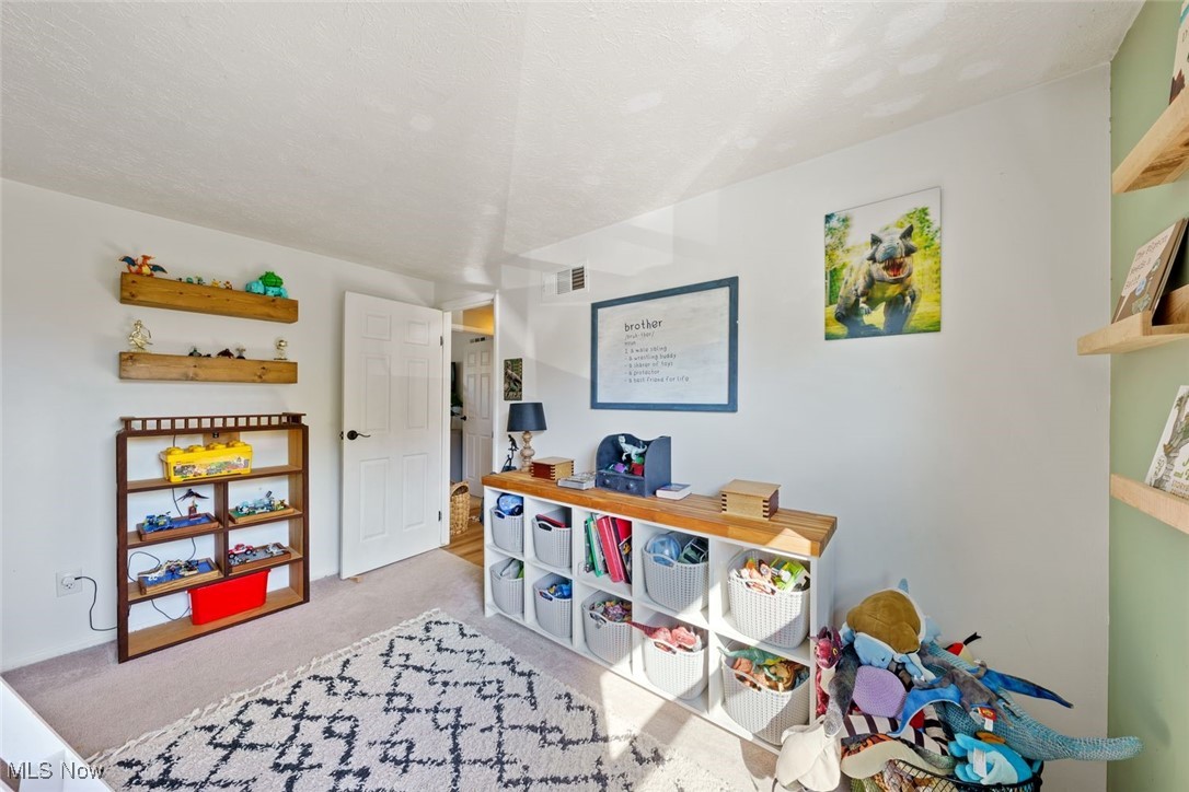 Twin Oaks - Residential