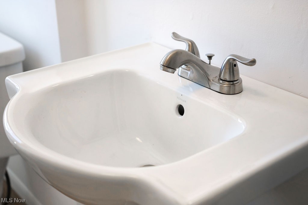 Barberton Realty Cos West Sid - Residential