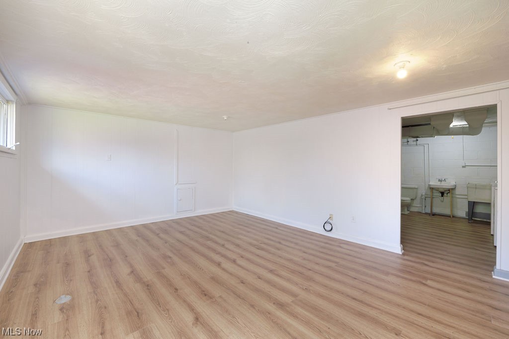 Barberton Realty Cos West Sid - Residential