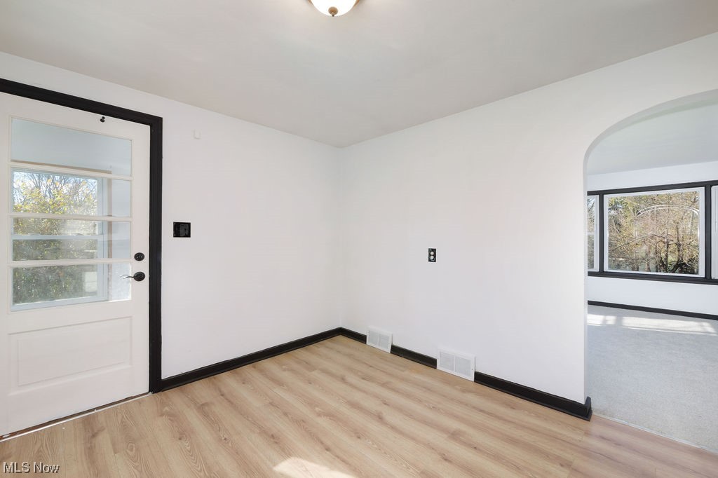 Barberton Realty Cos West Sid - Residential