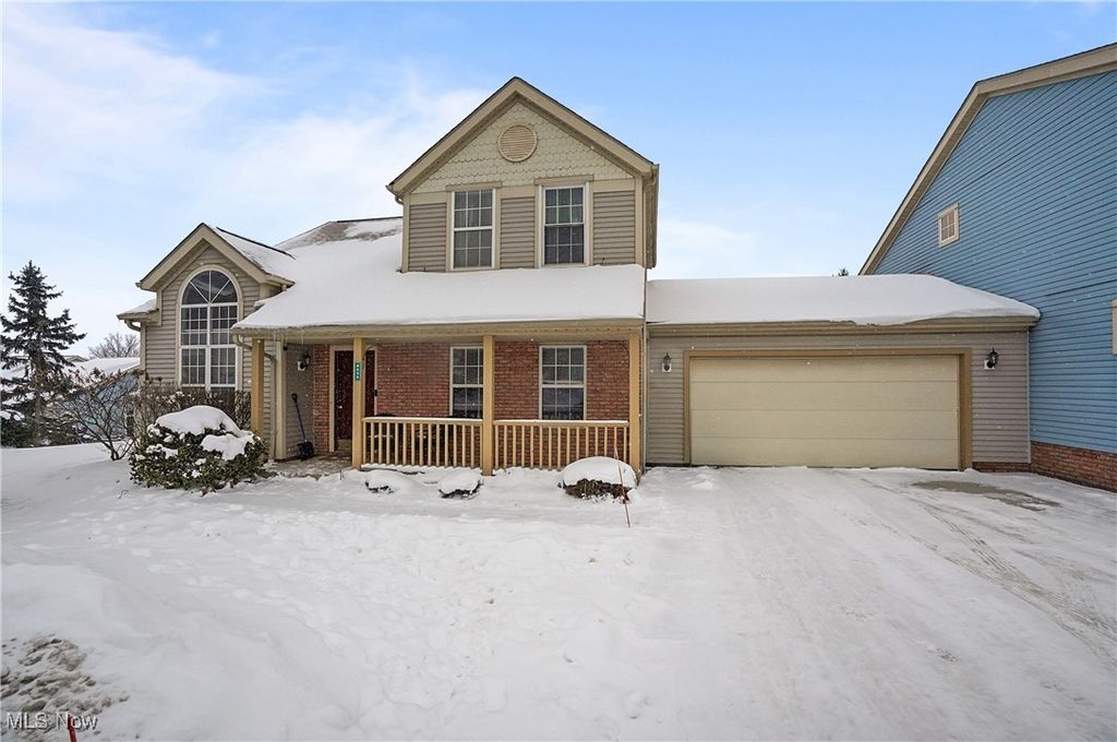 Photo of 8690 Foxwood Circle, Macedonia, OH 44056 (MLS # 5180228)