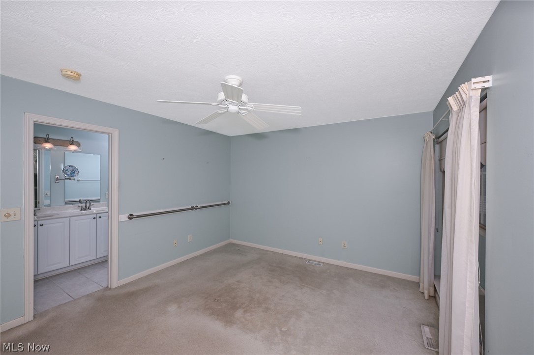 Ridgewood Falls Condo - Residential