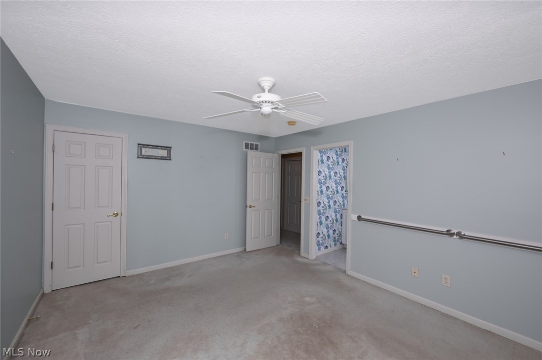 Ridgewood Falls Condo - Residential