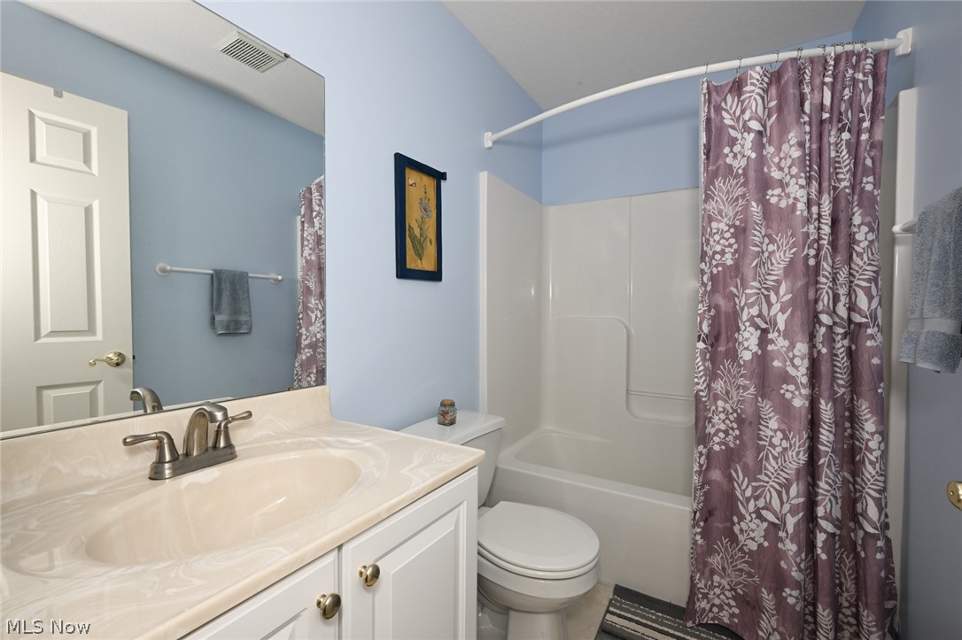 Ridgewood Falls Condo - Residential