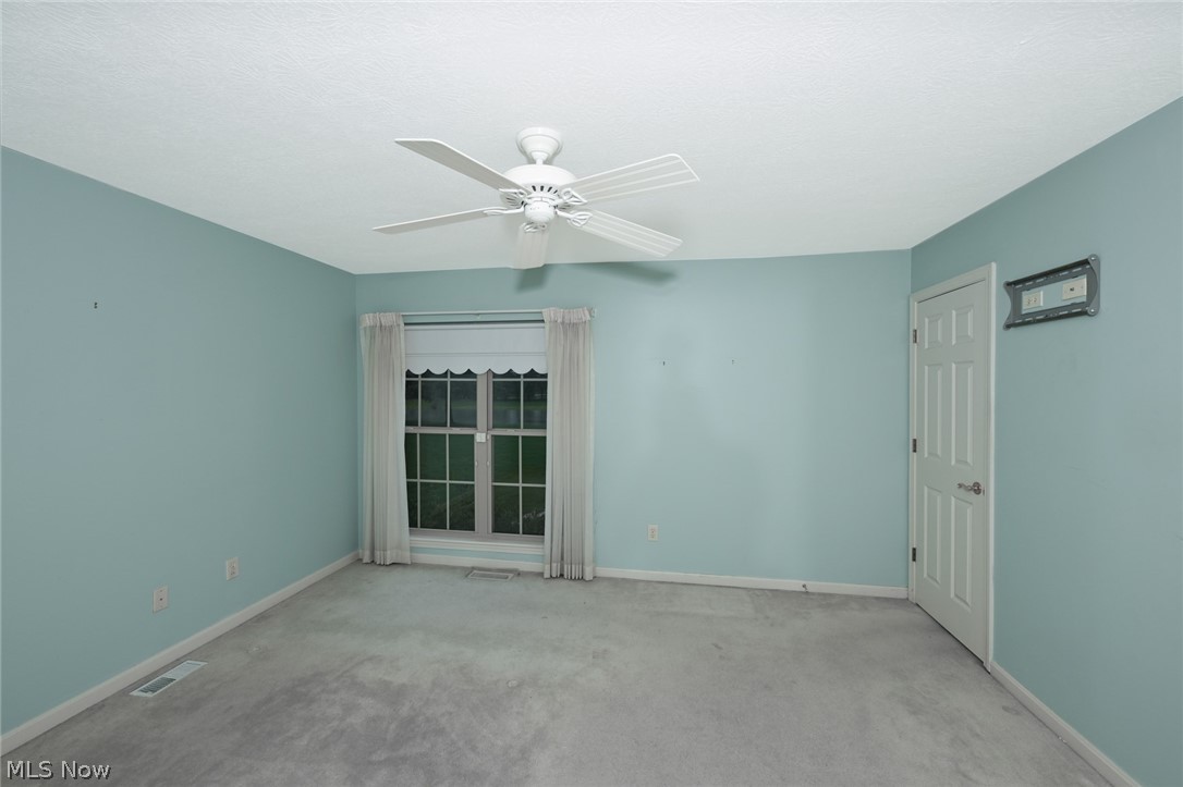 Ridgewood Falls Condo - Residential