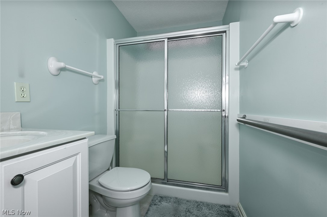 Ridgewood Falls Condo - Residential