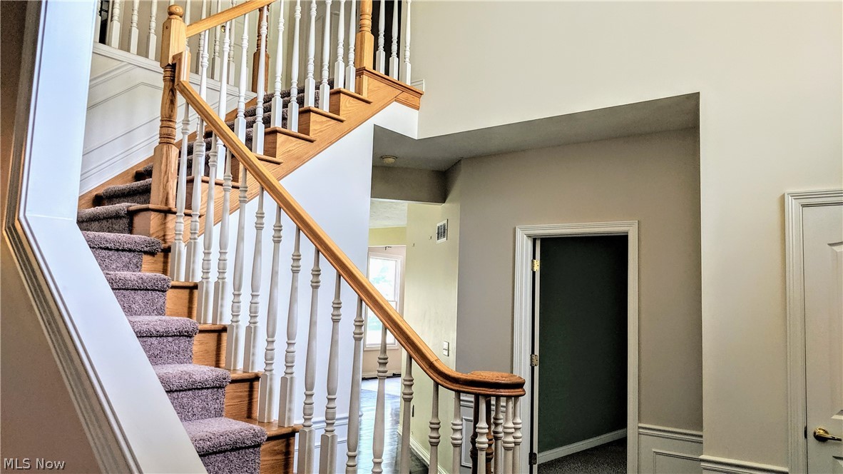 Wellesley Chase 01 04 - Residential Lease