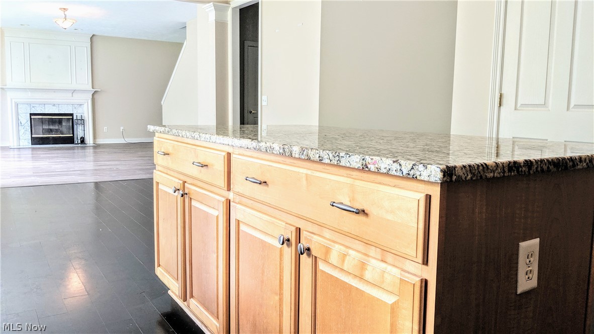 Wellesley Chase 01 04 - Residential Lease