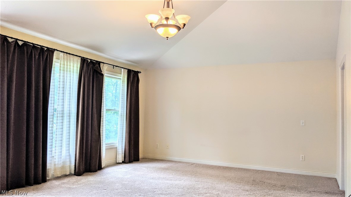 Wellesley Chase 01 04 - Residential Lease