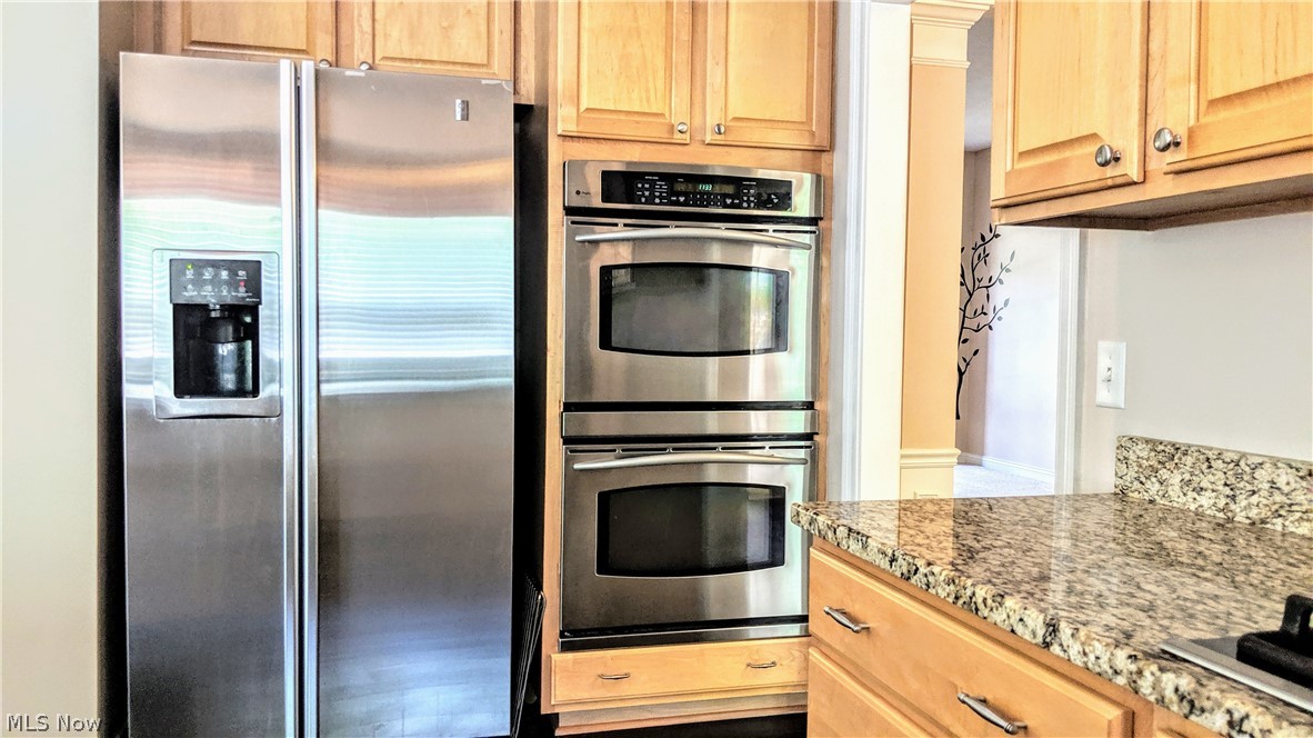 Wellesley Chase 01 04 - Residential Lease