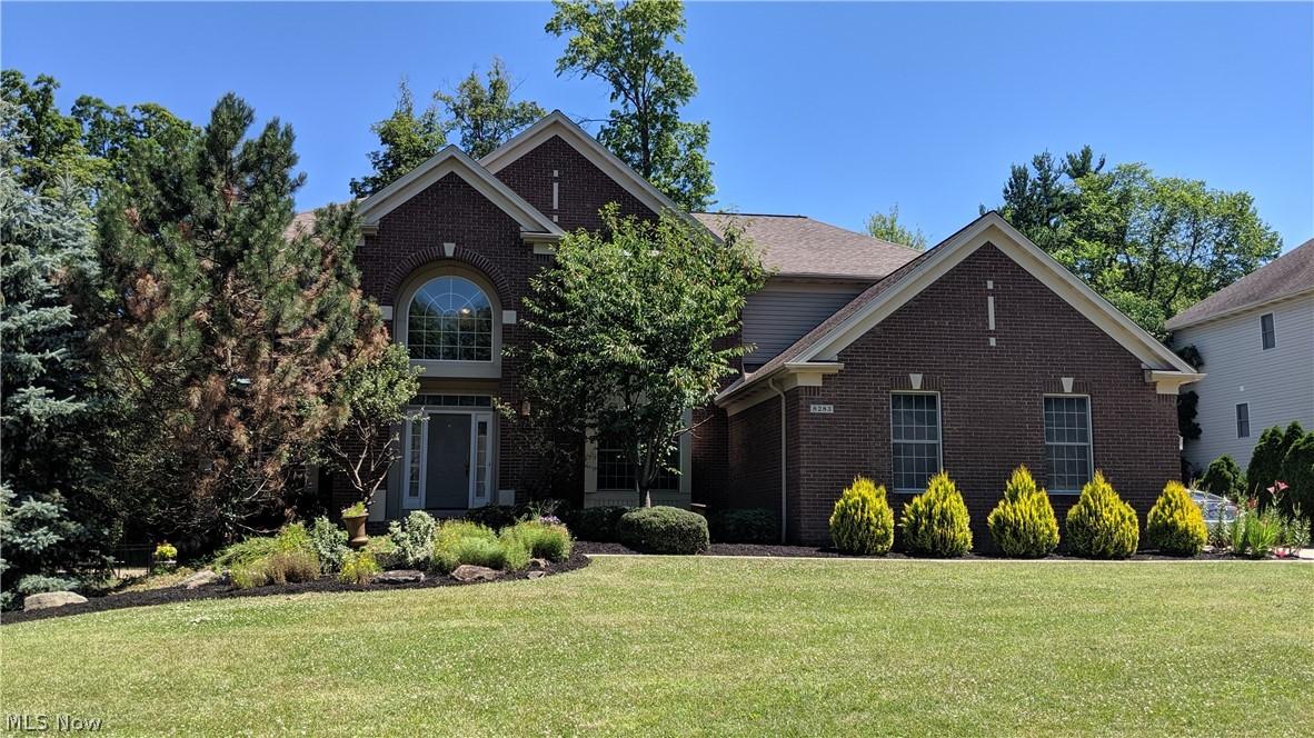 Wellesley Chase 01 04 - Residential Lease